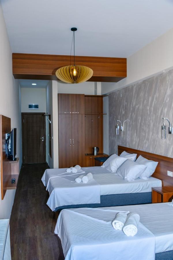 סקופיה Hotel Story מראה חיצוני תמונה